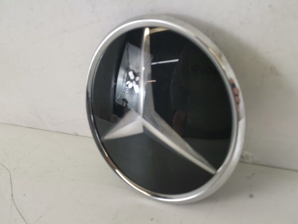 Emblema Grila Centrala Mercedes-Benz  GLC-Class X253/C253 [2015 - 2020] Originala In Stare Buna - imagine 3