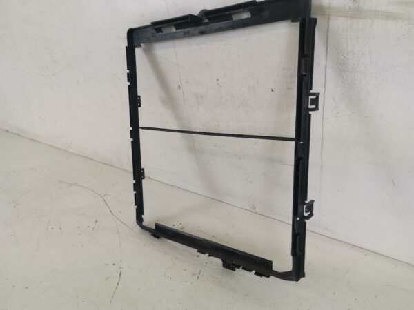 Cadru Etansare Radiator Porsche  911 992 [2018 - 2020] Original In Stare Buna - imagine 3