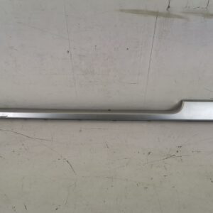 Ornament Bandou Usa Dreapta Fata Land Rover  Range Rover 4 [facelift] [2017 - 2022] Original In Stare Buna