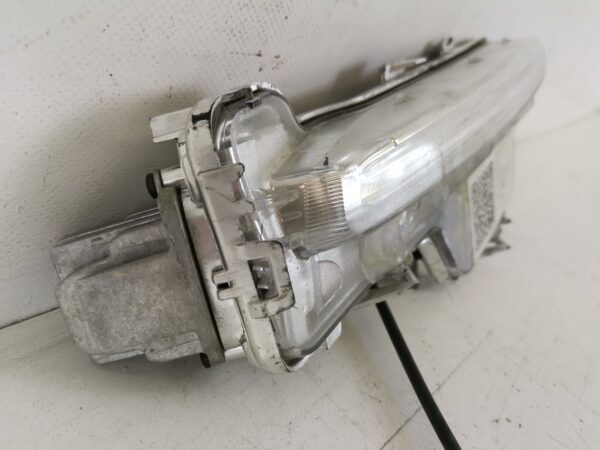 DRL DayLight Stanga Volvo  V60 1 [2010 - 2013] 2014 2015 2016 2017 2018 2019 2020 Original - imagine 4