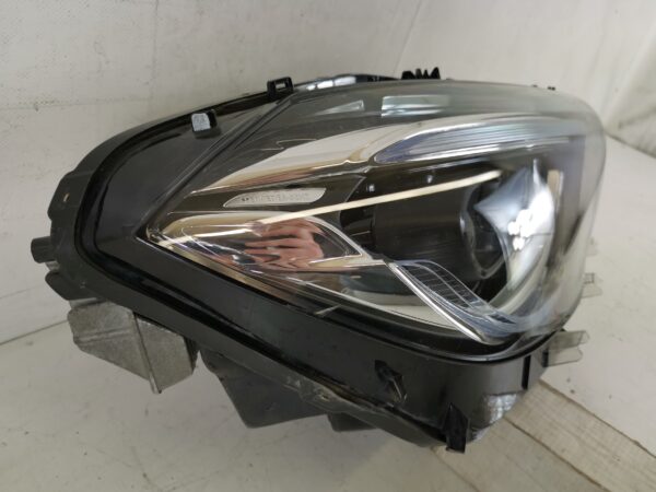 Far Dreapta MultiBeam Led Mercedes-Benz  GLA-Class H247 [2019 - 2022] Original In Stare Buna - imagine 4