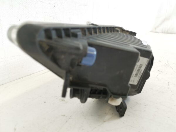 Proiector Ceata Dreapta Cu Halogen Volkswagen VW  Touareg generatia 2 7P [facelift] [2014 - 2018] Original In Stare Buna - imagine 7