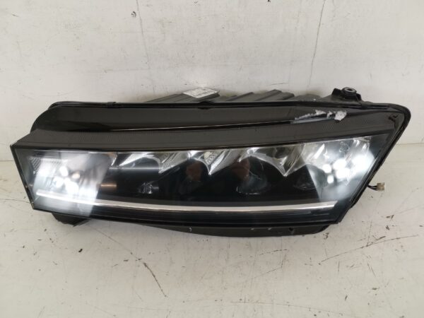 Far Stanga Full Led Crystal Lighting Skoda  Octavia 4 [2019 - 2024] Original In Stare Buna