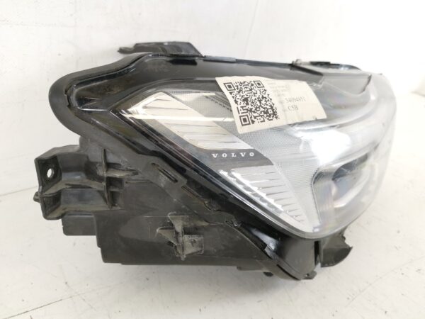 Far Dreapta Full Led Volvo  XC60 2 [2017 - 2020] Original Avariat - imagine 4