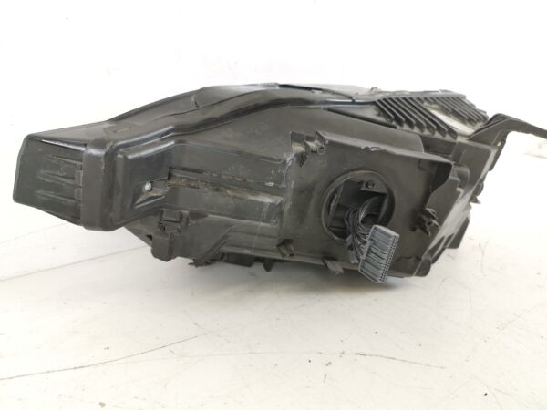 Far Dreapta Full Led Volvo  XC60 2 [2017 - 2020] Original Avariat - imagine 6