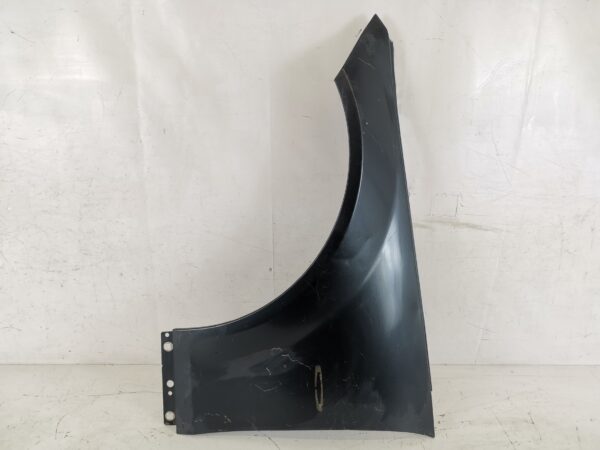 Aripa Stanga Fata Mercedes-Benz  C-Class W204/S204 [2007 - 2012] Originala In Stare Buna