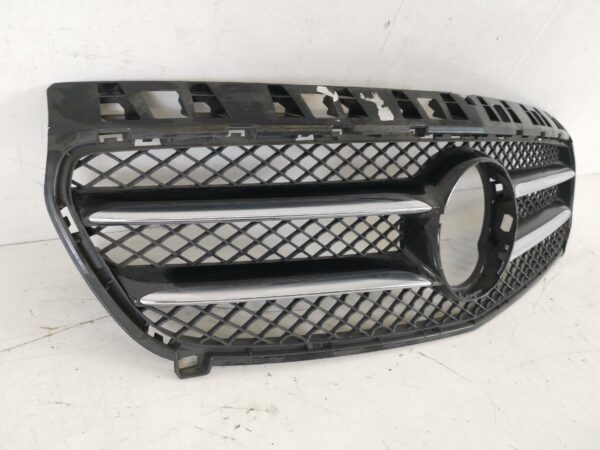 Grila Centrala Radiator Mercedes-Benz  A-Class W176 [2012 - 2015] Originala in stare buna - imagine 4