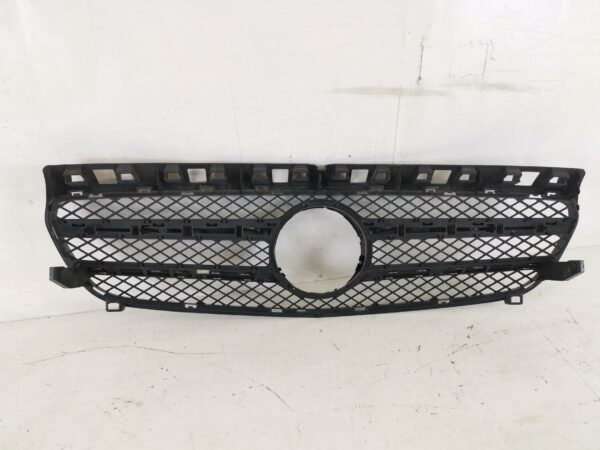 Grila Centrala Radiator Mercedes-Benz  A-Class W176 [2012 - 2015] Originala in stare buna - imagine 5