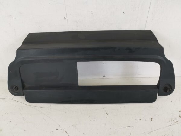 Capac Cui Tractare Fusta Spoiler Bara Spate Land Rover  Range Rover Vogue 4 [2012 - 2017] Original In Stare Buna