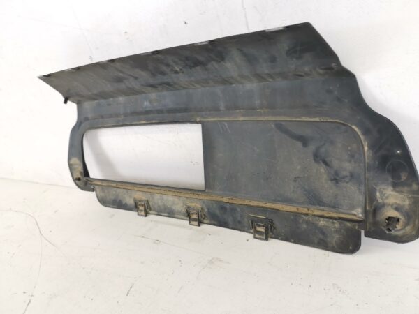 Capac Cui Tractare Fusta Spoiler Bara Spate Land Rover  Range Rover Vogue 4 [2012 - 2017] Original In Stare Buna - imagine 6