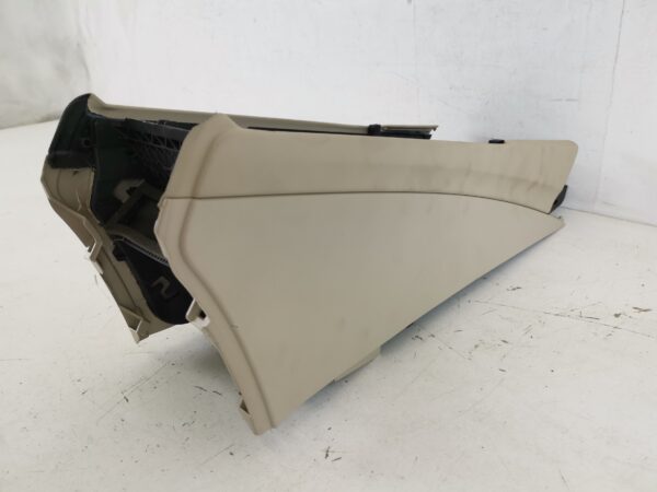 Compartiment Consola Cotiera Mercedes-Benz  C-Class W205/S205/C205 [2014 - 2018] Original In Stare Buna - imagine 6