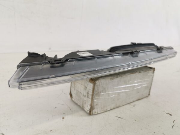 DRL Lumini De Zi Dreapta Led Daylight Porsche  Cayenne 3 9Y [2017 - 2024] Original In Stare Buna - imagine 3