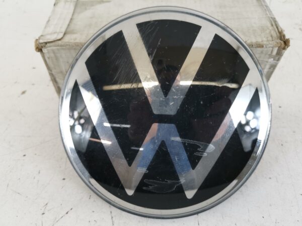Emblema Sigla Distronic Grila Centrala Volkswagen VW  Tiguan 2 AD1 [2016 - 2020] Originala In Stare Buna
