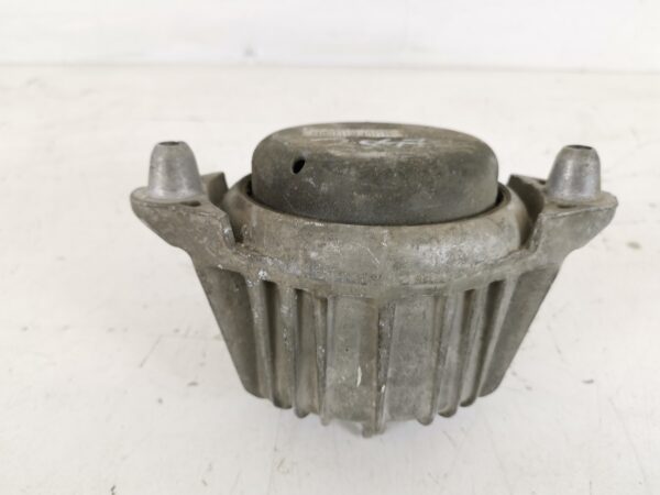 Tampon Suport Motor Dreapta Mercedes-Benz  CLS-Class C218/X218 [2011 - 2014] 2015 2016 2017 2018 Originala In Stare Buna