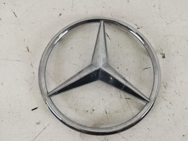 Emblema Grila Centrala Mercedes-Benz  GLE-Class W166/C292 [2015 - 2020] Originala In Stare Buna