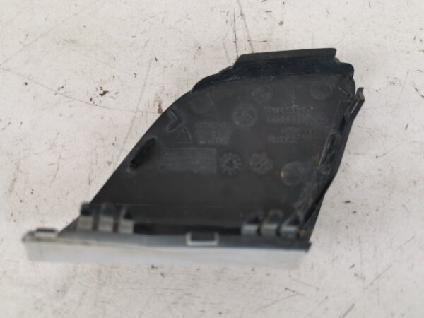 Capac Carlig Remorcare Fata Mercedes-Benz  A-Class W176 [facelift] [2015 - 2018] Original In Stare Buna - imagine 5