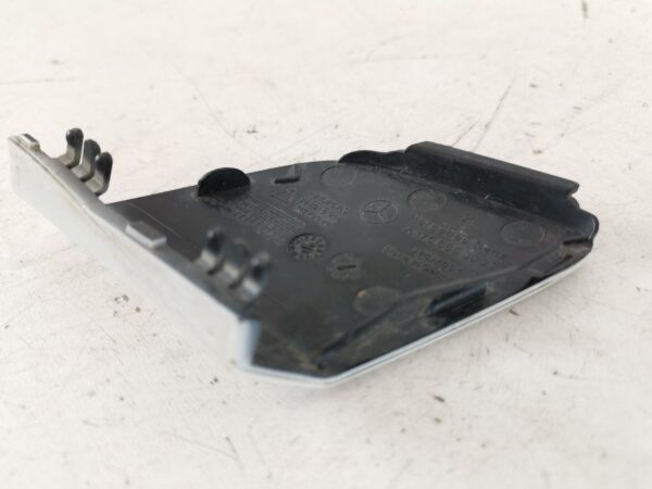 Capac Carlig Remorcare Fata Mercedes-Benz  A-Class W176 [facelift] [2015 - 2018] Original In Stare Buna - imagine 7