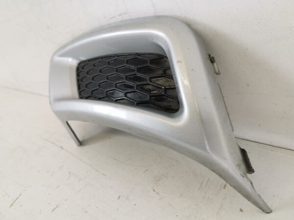 Ornament Bara Spate Tips Dreapta Land Rover  Discovery Sport 1 [facelift] [2019 - 2022] Original In Stare Buna - imagine 3