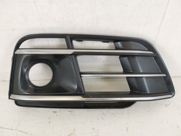 Grila Proiector Dreapta Audi Q5 SUV [FY] [2017 - 2020] Original In Stare Buna