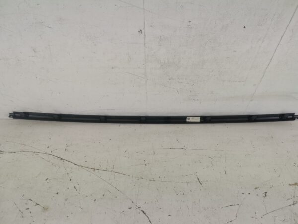 Ornament Central Fusta Spoiler Bara Fata Land Rover  Range Rover Vogue 4 [2012 - 2017] Original In Stare Buna - imagine 5