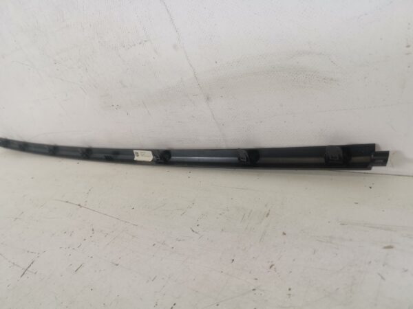 Ornament Central Fusta Spoiler Bara Fata Land Rover  Range Rover Vogue 4 [2012 - 2017] Original In Stare Buna - imagine 7