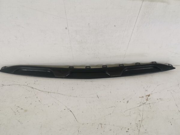 Ornament Fusta Spoiler Bara Fata Mercedes-Benz  GLE 2 [2019 - 2023] Original In Stare Buna
