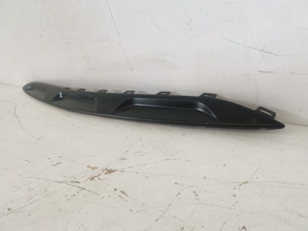 Ornament Fusta Spoiler Bara Fata Mercedes-Benz  GLE 2 [2019 - 2023] Original In Stare Buna - imagine 3