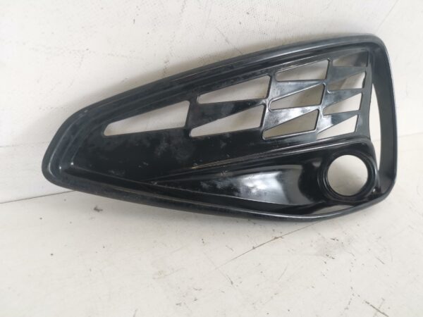 Grila Proiector Stanga Bara Fata Hyundai  i30 PD 3 [2th facelift] [2020 - 2024] Originala In Stare Buna - imagine 4