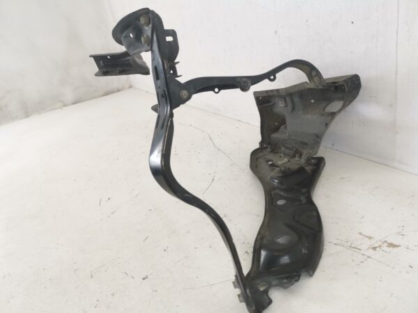 Suport Far Mercedes-Benz  CLS-Class C218/X218 [2011 - 2014] Original In Stare Buna - imagine 6