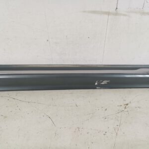 Bandou Usa Dreapta Fata Volvo  XC60 2 [2017 - 2020] Originala In Stare Buna