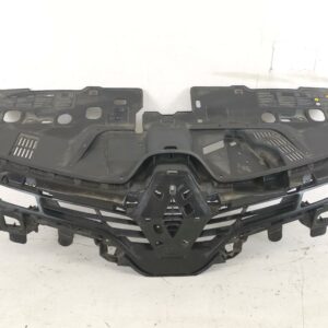Grila Radiator Renault  Clio 4 [2012 - 2020] Originala In Stare Buna