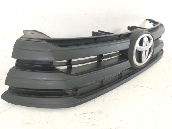 Grila Radiator CU EMBLEMA Toyota  Hilux 8 [2015 - 2020] Originala Avariata - imagine 4