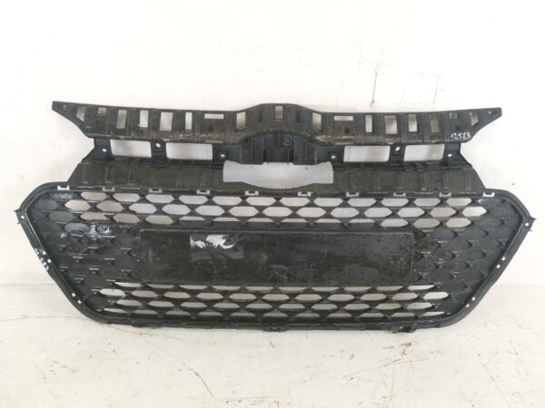 Grila Radiator Hyundai  i20 2 [2014 - 2020] Originala In Stare Buna