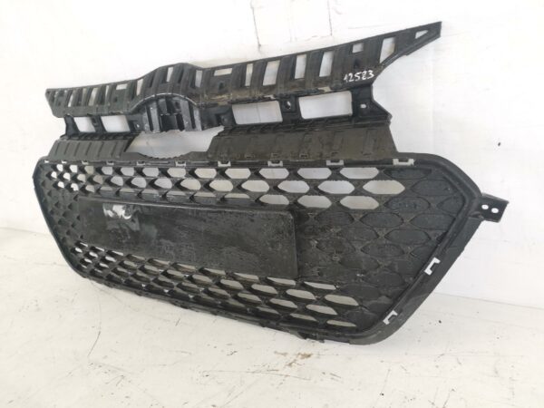 Grila Radiator Hyundai  i20 2 [2014 - 2020] Originala In Stare Buna - imagine 3