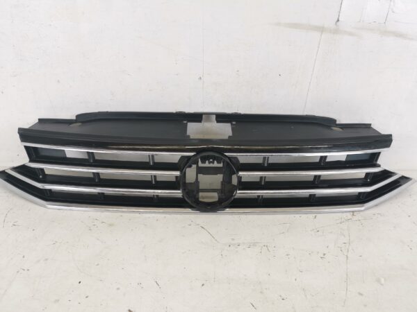 Grila Radiator Volkswagen VW  Passat B8 [facelift] [2019 - 2020] Originala In Stare Buna