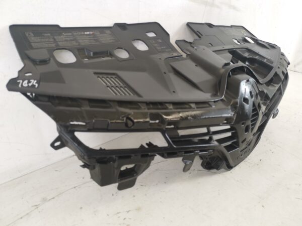 Grila Radiator Renault  Clio 4 [2012 - 2020] Originala In Stare Buna - imagine 4