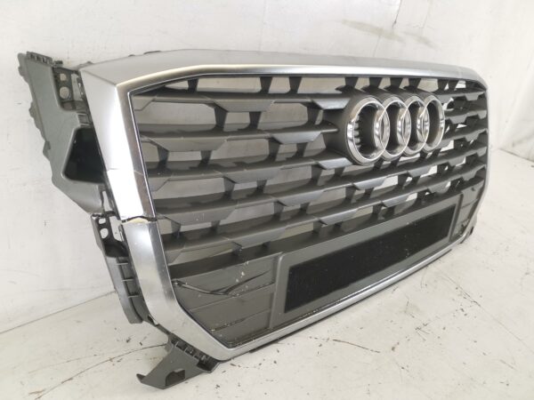 Grila Radiator Audi Q2 1 [2016 - 2020] Originala Avariata - imagine 4