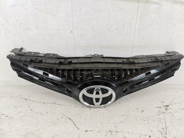 Grila Radiator Toyota  Avensis 3 T27 [2th facelift] [2015 - 2020] Originala In Stare Buna