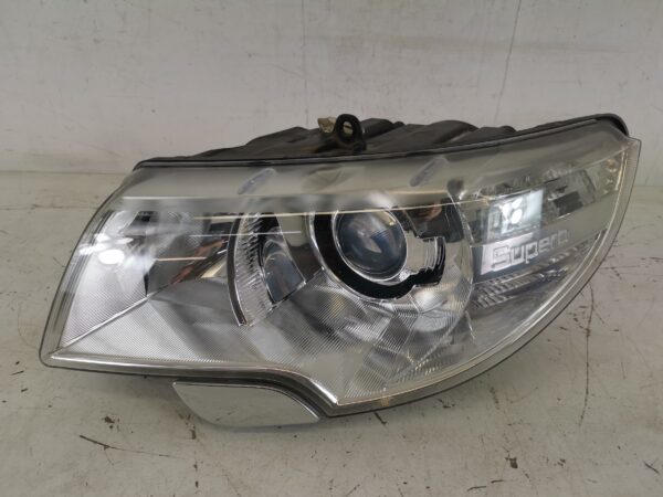 Far Stanga Bixenon si Spalator Skoda  Superb 2 [facelift] [2013 - 2015] Original In Stare Buna