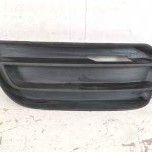 Grila Bara Fata Stanga Audi A1 8X [2010 - 2014] Originala In Stare Buna