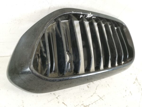 Grila Radiator Nara Stanga BMW Seria 5 G30 [2016 - 2020] Original In Stare Buna - imagine 4