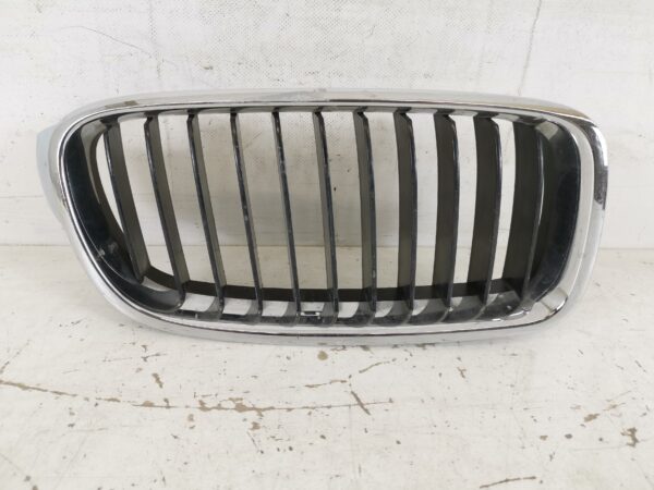 Grila Radiator Nara Dreapta BMW Seria 3 F30/F31/F34 [2011 - 2016] Original In Stare Buna
