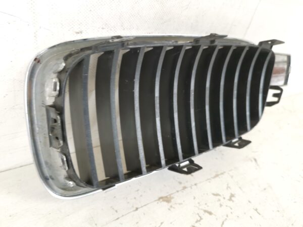 Grila Radiator Nara Dreapta BMW Seria 3 F30/F31/F34 [2011 - 2016] Original In Stare Buna - imagine 6