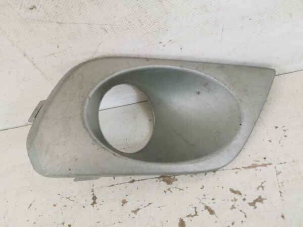 Ornament Proiector Dreapta Dacia  Sandero Stepway generatia 2 [facelift] [2016 - 2020] Original In Stare Buna