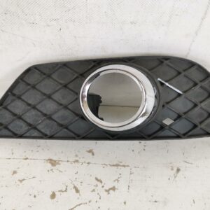 Grila Proiector Stanga Mercedes-Benz  C-Class W204/S204 [2007 - 2012] Originala In Stare Buna