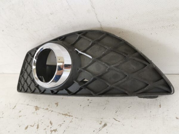 Grila Proiector Stanga Mercedes-Benz  C-Class W204/S204 [2007 - 2012] Originala In Stare Buna - imagine 4