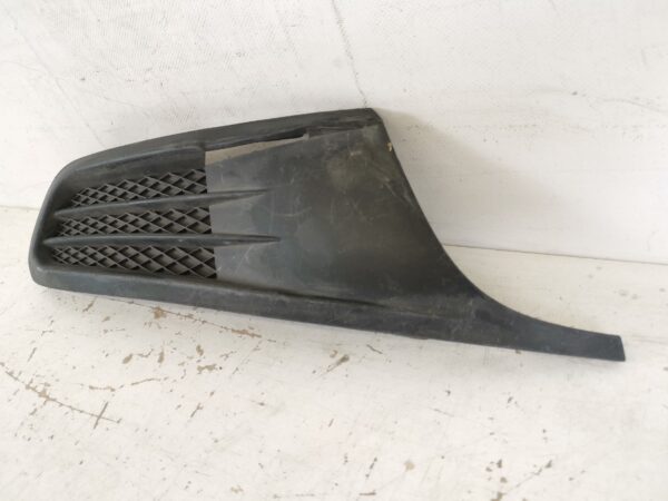 Grila Proiector Dreapta Volkswagen VW  Jetta 6 [2010 - 2014] Original In Stare Buna - imagine 4