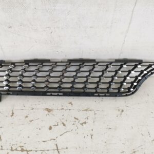 Ornament Grila Centrala Mercedes-Benz  CLA-Class C117 [2013 - 2016] Original In Stare Buna