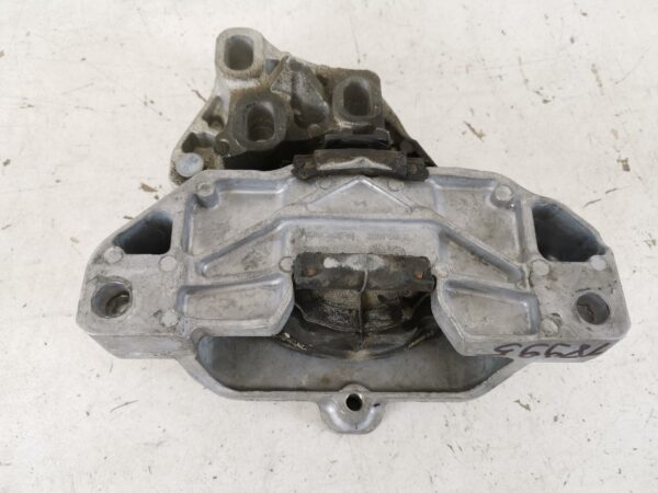 Tampon Motor Mercedes-Benz  B-Class W247 [2018 - 2020] Original In Stare Buna - imagine 5