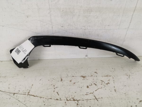 Ornament Dreapta Fusta Bara Fata Mercedes-Benz  C-Class W205/S205/C205 [2014 - 2018] Original In Stare Buna